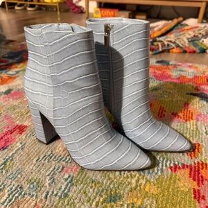 JustFab Light Blue Croc-Embossed Pointed Toe Ankle Boots